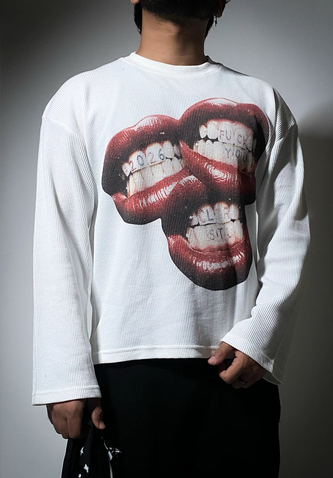 UNCENS- WAFFLE 001 WAFFLE TEE