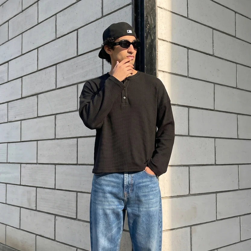 Black Waffle Henley TEE