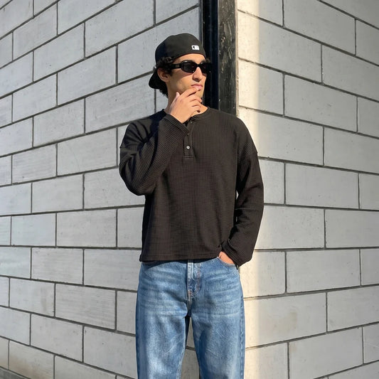 Black Waffle Henley TEE