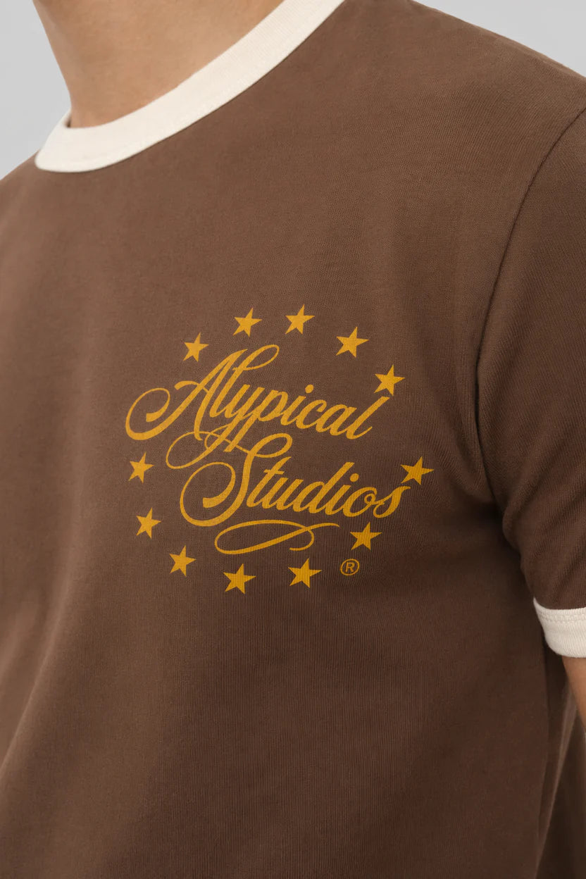 Studio Ringer TEE