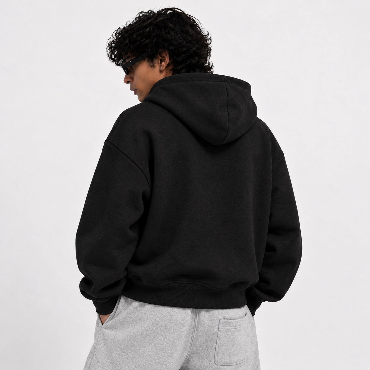 Frost Clasp Hoodie Black