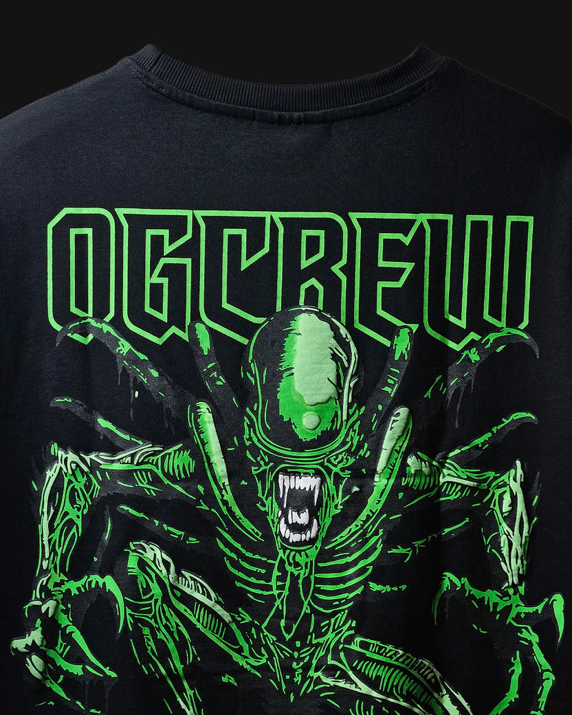 BLACK ALIEN TEE