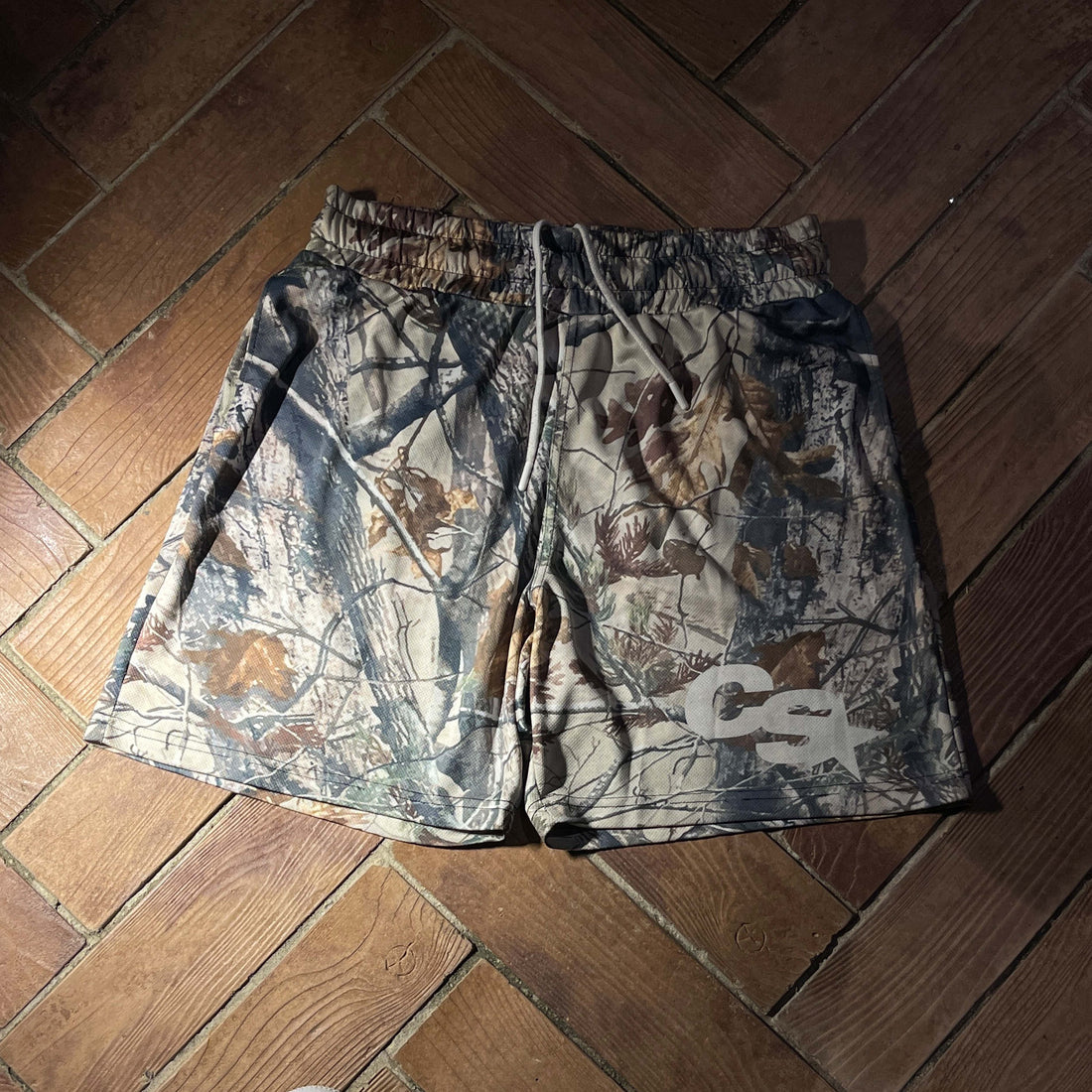 C3MO SHORTS