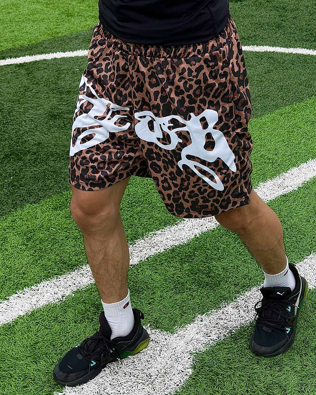 ICONIC SHORTS