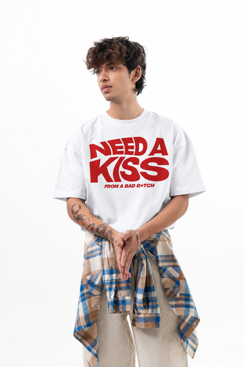 Need a Kiss Oversized TEE