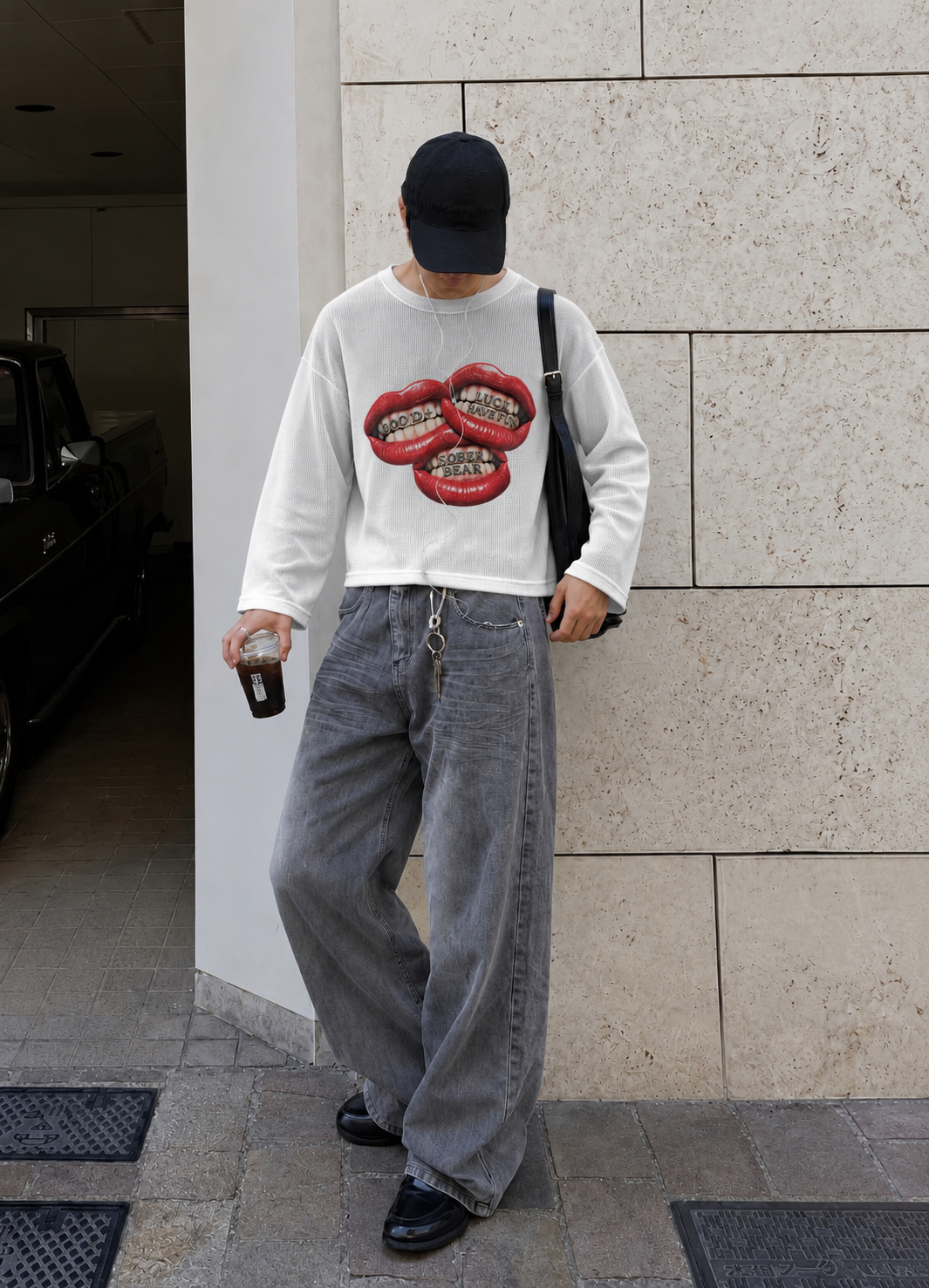 LUCKY LIPS WAFFLE TEE