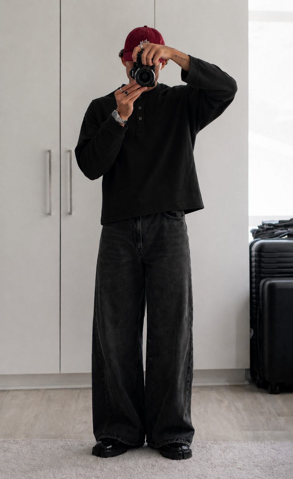 Black Waffle Henley TEE