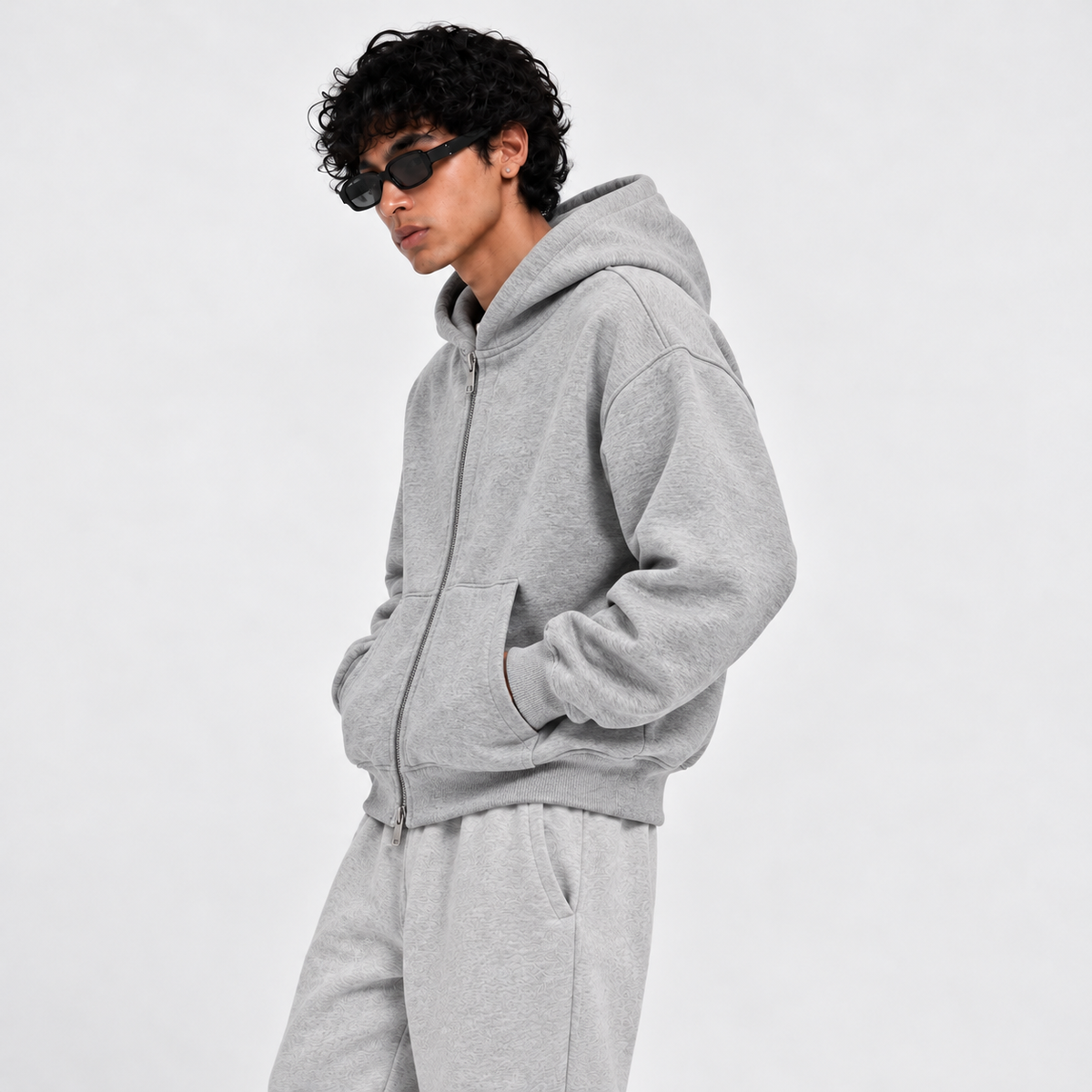 GREY ZIPPER HOODIE