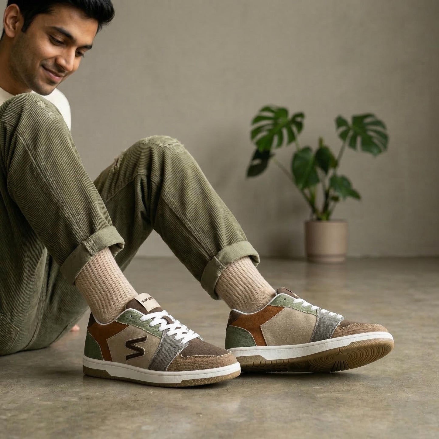 Unakite Sneaker