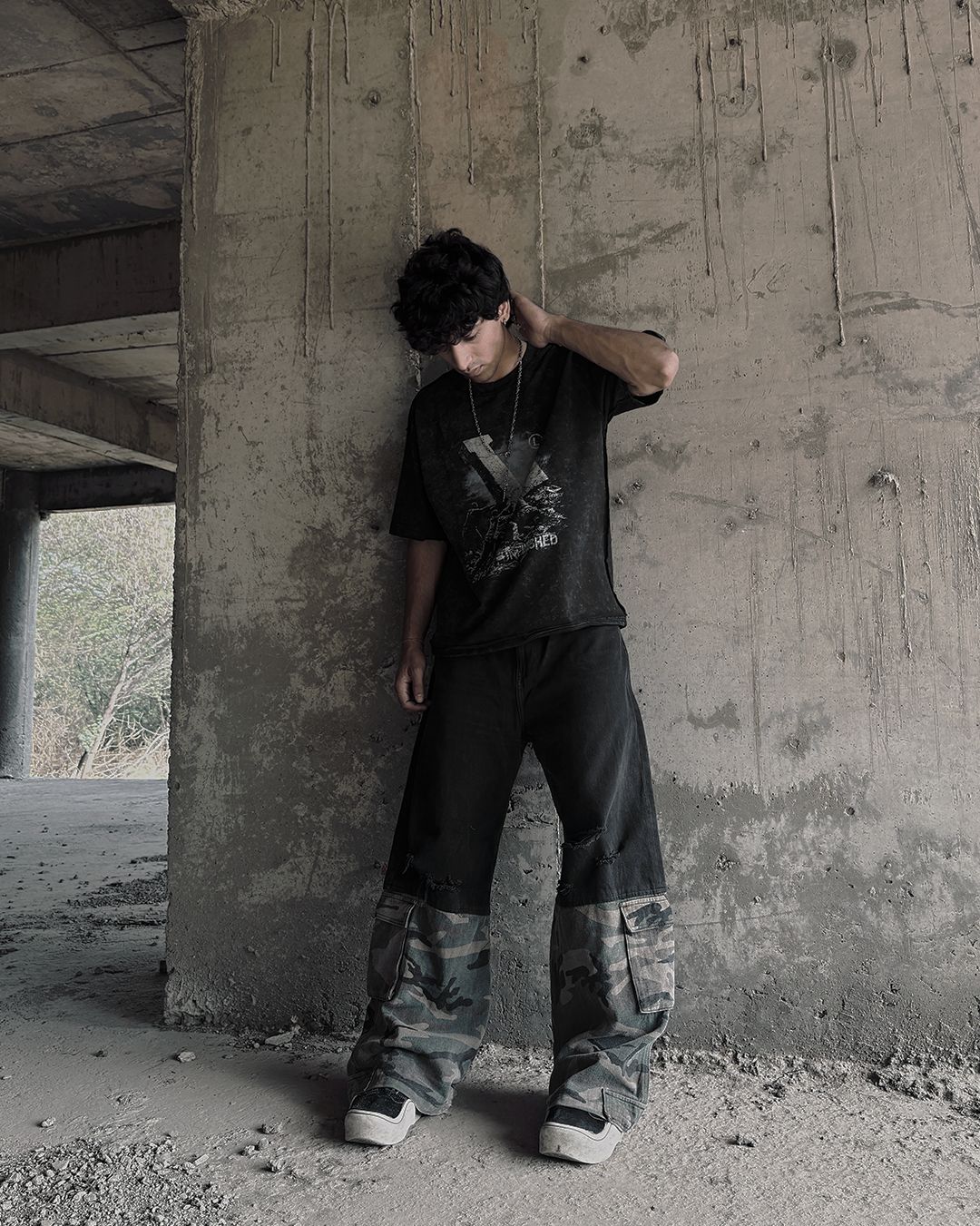 UNFINISHED TEE // REVERSE SEAM