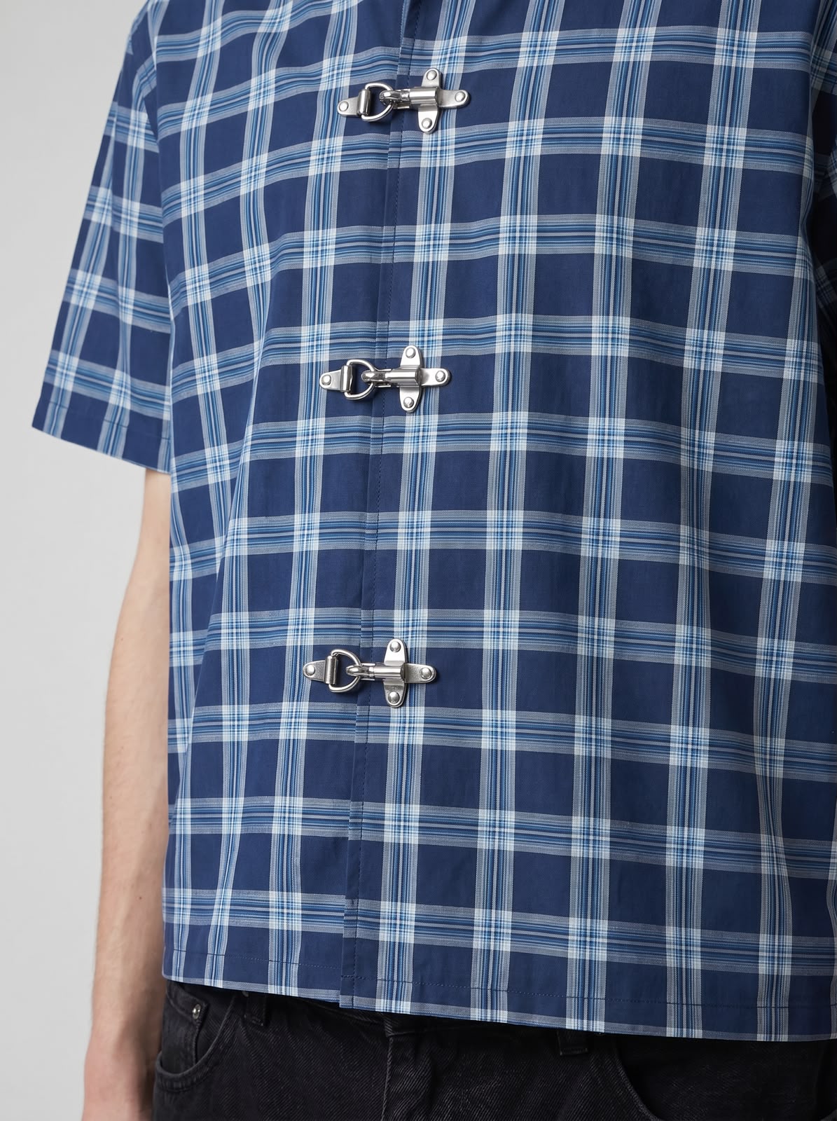 Neptune Lock Clasp Shirt