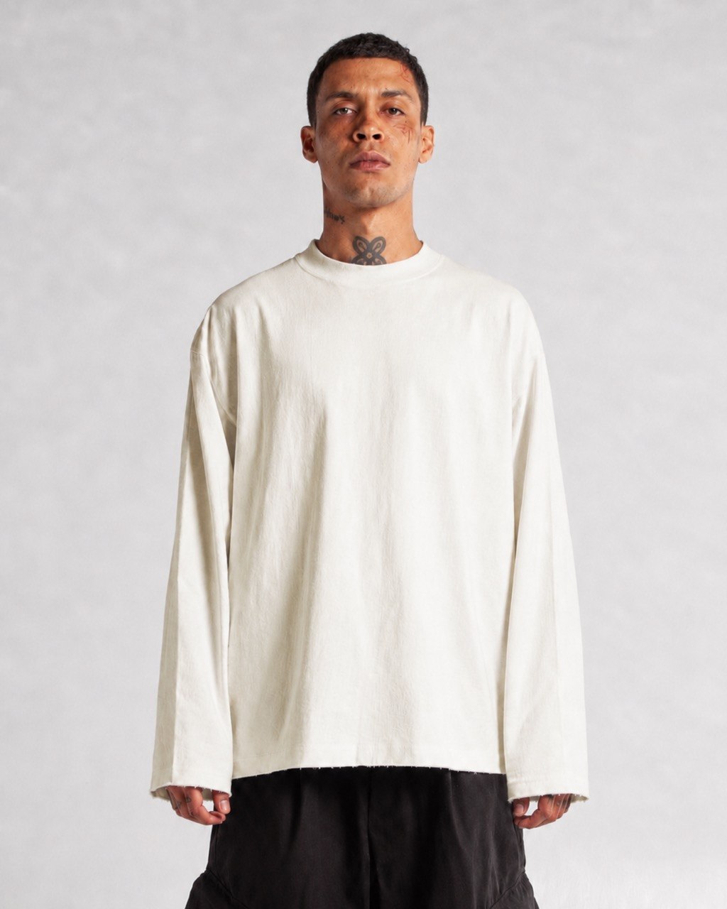 Oversized crop solid TEE